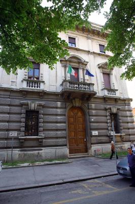 SCUOLA MEDIA TASSO VIALE CAVOUR FERRARA