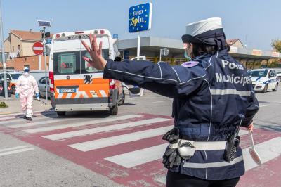 INCIDENTE INVESTIMENTO VIA PORTA CATENA FERRARA
