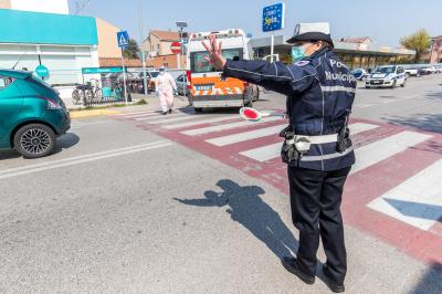 INCIDENTE INVESTIMENTO VIA PORTA CATENA FERRARA