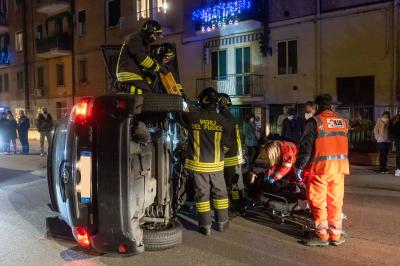 INCIDENTE AUTO VIA OROBONI FERRARA