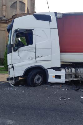 INCIDENTE SCONTRO CAMION ARGENTA
