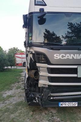 INCIDENTE SCONTRO CAMION ARGENTA