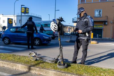 MONOPATTINO INVESTITO VIALE PO