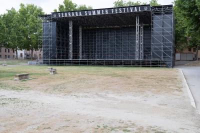 PIAZZA ARIOSTEA DOPO IL FERRARA SUMMER FESTIVAL