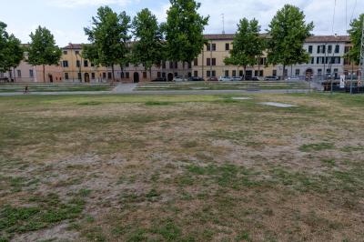 PIAZZA ARIOSTEA DOPO IL FERRARA SUMMER FESTIVAL