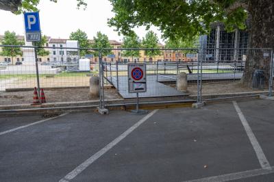 PIAZZA ARIOSTEA DOPO IL FERRARA SUMMER FESTIVAL