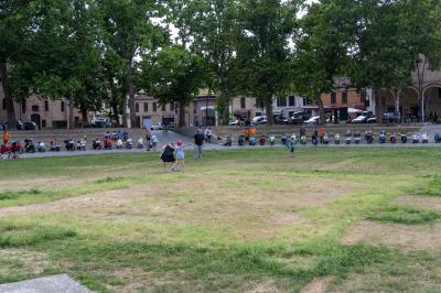 PIAZZA ARIOSTEA DOPO IL FERRARA SUMMER FESTIVAL