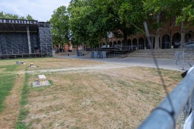 PIAZZA ARIOSTEA DOPO IL FERRARA SUMMER FESTIVAL