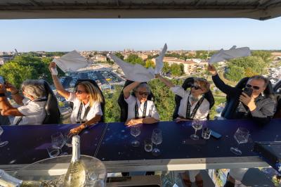DINNER IN THE SKY FERRARA