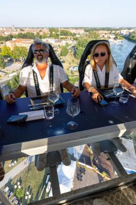 DINNER IN THE SKY FERRARA