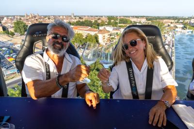 DINNER IN THE SKY FERRARA