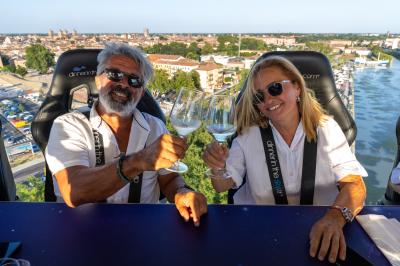 DINNER IN THE SKY FERRARA