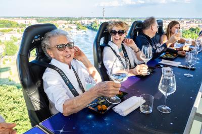 DINNER IN THE SKY FERRARA