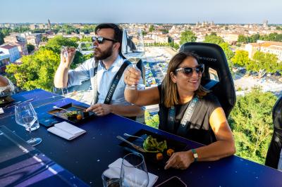 DINNER IN THE SKY FERRARA