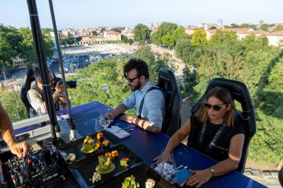 DINNER IN THE SKY FERRARA