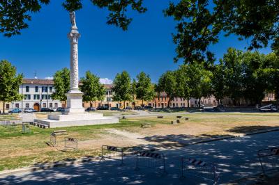 PIAZZA ARIOSTEA DOPO IL FERRARA SUMMER FESTIVAL