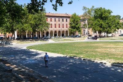 PIAZZA ARIOSTEA DOPO IL FERRARA SUMMER FESTIVAL