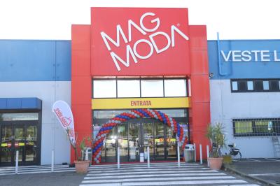 INAUGURAZIONE CASA STORE A MAG MODA