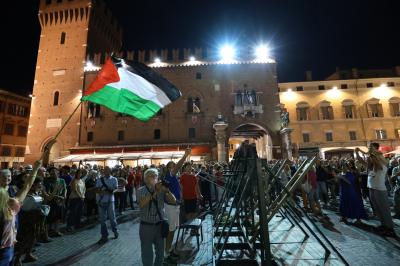 CAMPANE PRO GAZA PIAZZA CATTEDRALE