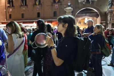 CAMPANE PRO GAZA PIAZZA CATTEDRALE