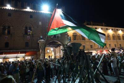 CAMPANE PRO GAZA PIAZZA CATTEDRALE