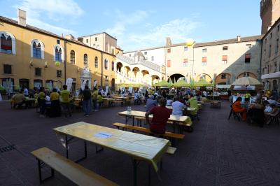 NOTTE GIALLA COLDIRETTI PIAZZA MUNICIPALE