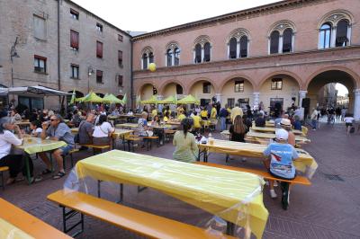 NOTTE GIALLA COLDIRETTI PIAZZA MUNICIPALE