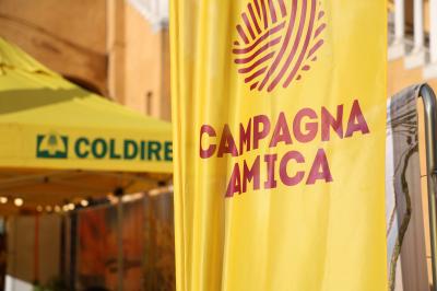 NOTTE GIALLA COLDIRETTI PIAZZA MUNICIPALE