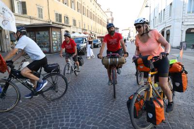 STAFFETTA IN MUNICIPIO PER STRAGE 2 AGOSTO