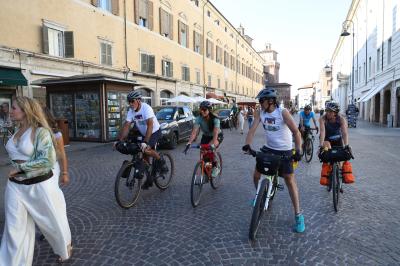 STAFFETTA IN MUNICIPIO PER STRAGE 2 AGOSTO
