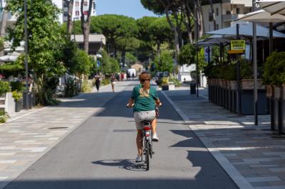 FURTO GIOIELLERIA FELLETTI LIDO ESTENSI