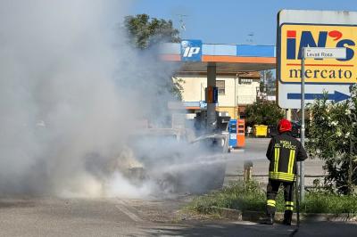 INCENDIO AUTO OSTELLATO