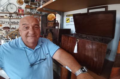 NEGOZIO TI HO MOSSO UN RICORDO FERRARA