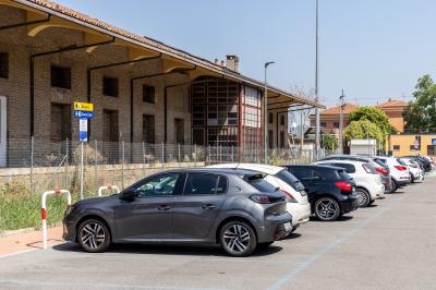 DEGRADO STAZIONE FERRARA