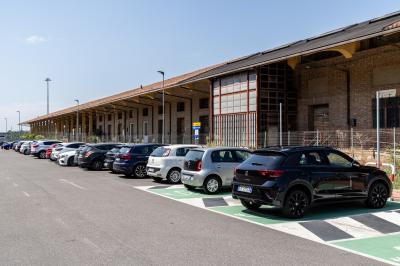 DEGRADO STAZIONE FERRARA