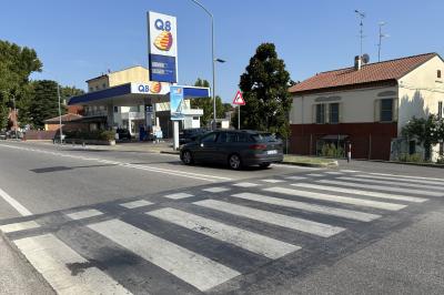 ATTRAVERSAMENTO PEDONALE VIA COMACCHIO