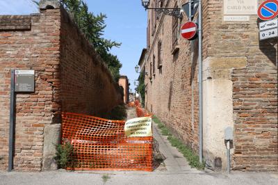 SITUAZIONE CROLLO MURO VIA MELLONE