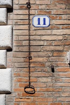 VIA BORGO DI SOTTO CENTRO STORICO