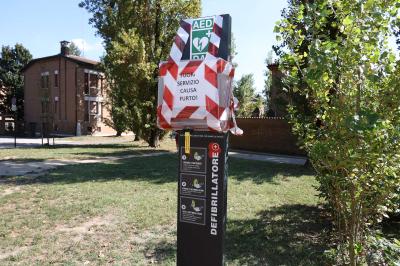 FURTO DEFIBRILLATORE PORTA DEGLI ANGELI