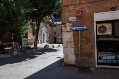 VIA BORGO DI SOTTO CENTRO STORICO