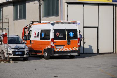 INCIDENTE SUL LAVORO CARROZZERIA MODERNA ARGENTA