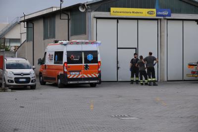 INCIDENTE SUL LAVORO CARROZZERIA MODERNA ARGENTA