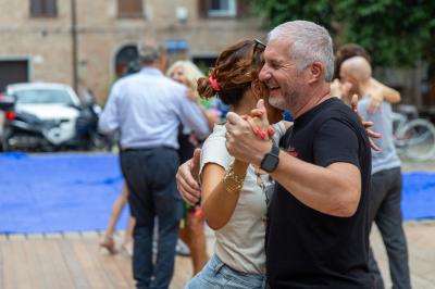 TANGO PIAZZETTA SAN NICOLO' FERRARA