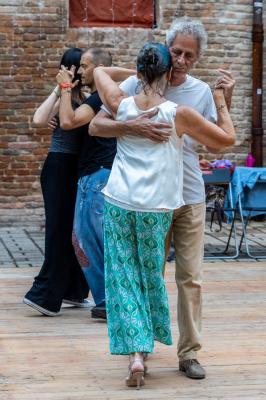 TANGO PIAZZETTA SAN NICOLO' FERRARA