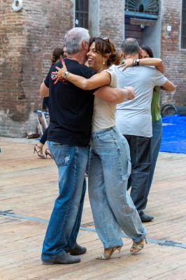 TANGO PIAZZETTA SAN NICOLO' FERRARA