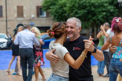 TANGO PIAZZETTA SAN NICOLO' FERRARA