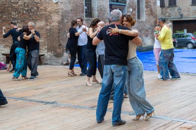 TANGO PIAZZETTA SAN NICOLO' FERRARA