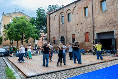 TANGO PIAZZETTA SAN NICOLO' FERRARA
