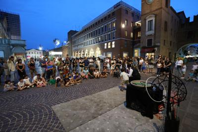 APERTURA BUSKERS FESTIVAL FERRARA