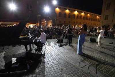 APERTURA BUSKERS FESTIVAL FERRARA